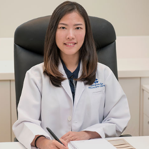 Dr. Lee Jia Shuen Rachel