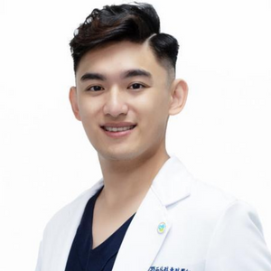 Dr. Huang Huang Han